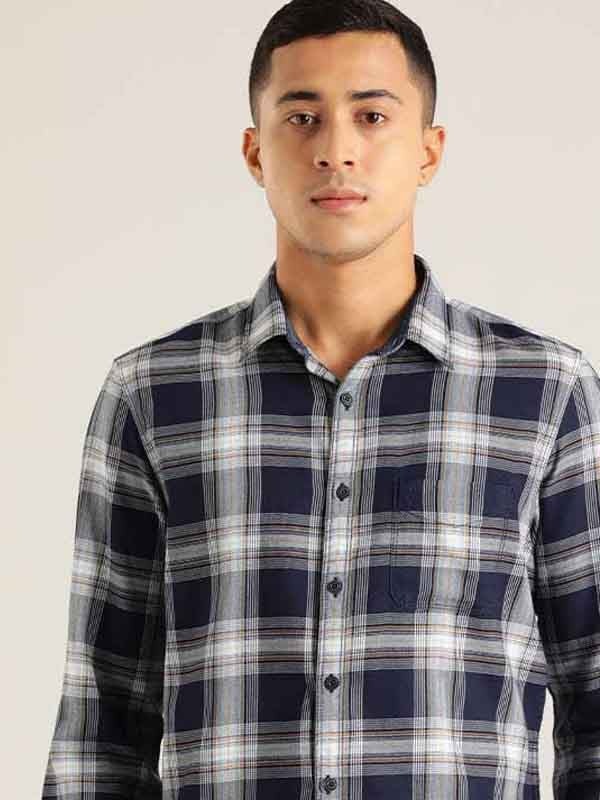 Indian Terrain Men Checkered Dark Blue Shirt